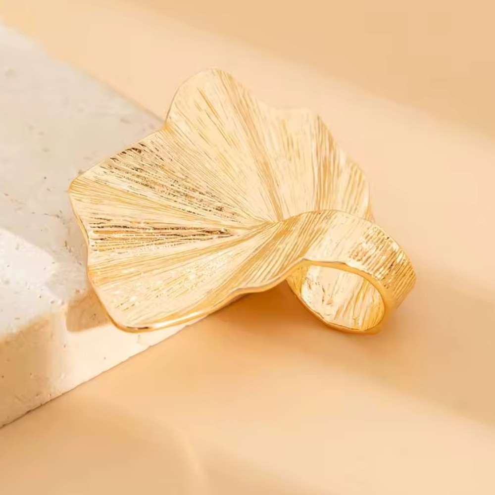 Zara Gold Irregular Wide Leaf Ring - Picture 5 of 7